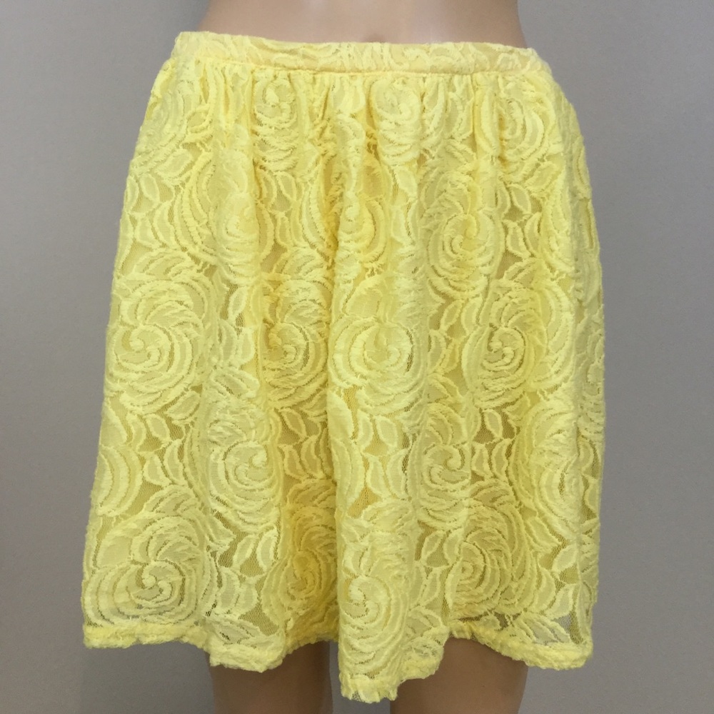 Patterson J. Kincaid Yellow Lace Skirt